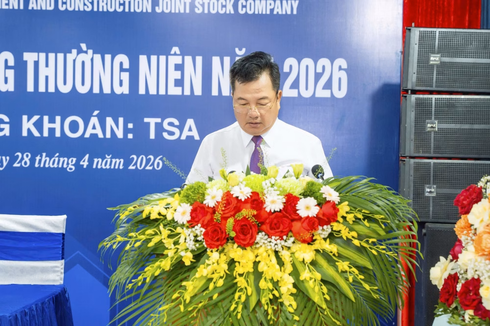 Ông Nguyễn Văn Trường – Chủ tịch Hội đồng quản trị điều hành phiên họp ĐHĐCĐ 2026